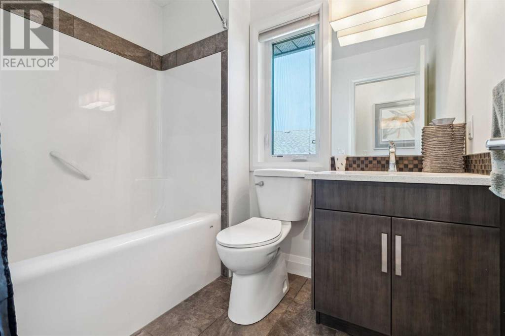 Single Family House 4 Level for Sale in  Riverview Park SE Riverbend Calgary 