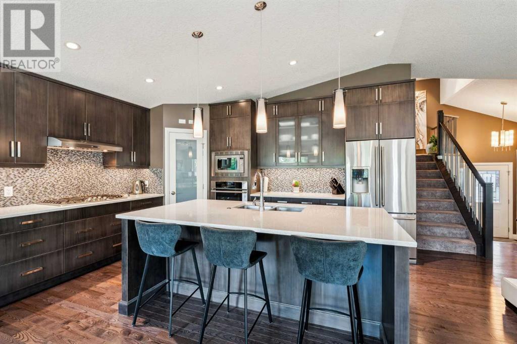 Single Family House 4 Level for Sale in  Riverview Park SE Riverbend Calgary 