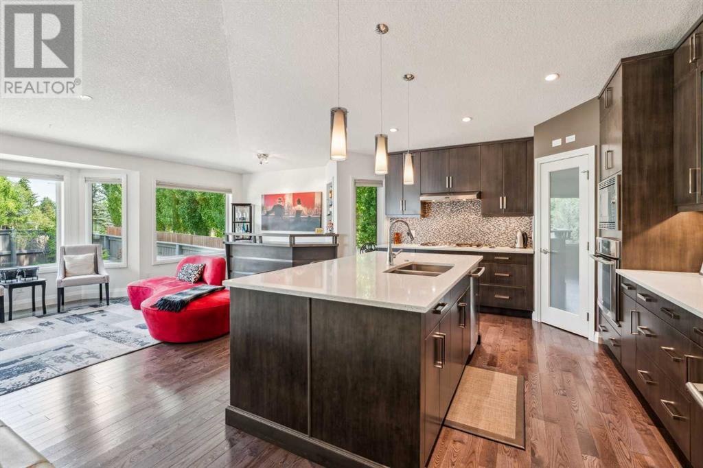 Single Family House 4 Level for Sale in  Riverview Park SE Riverbend Calgary 