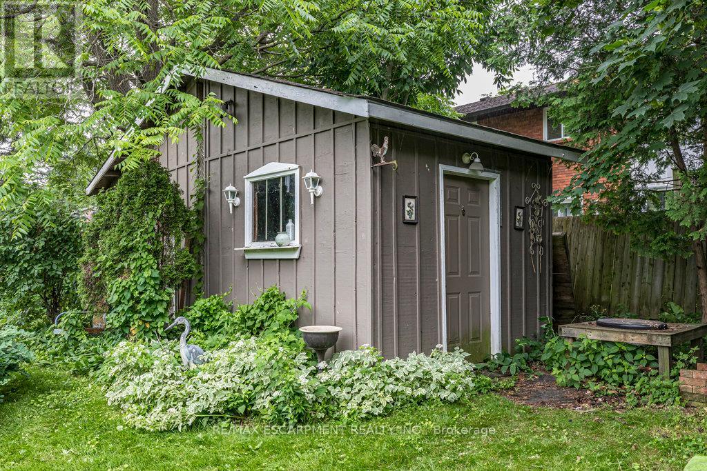Photo 11 of 169 Forfar Street W, Haldimand ON