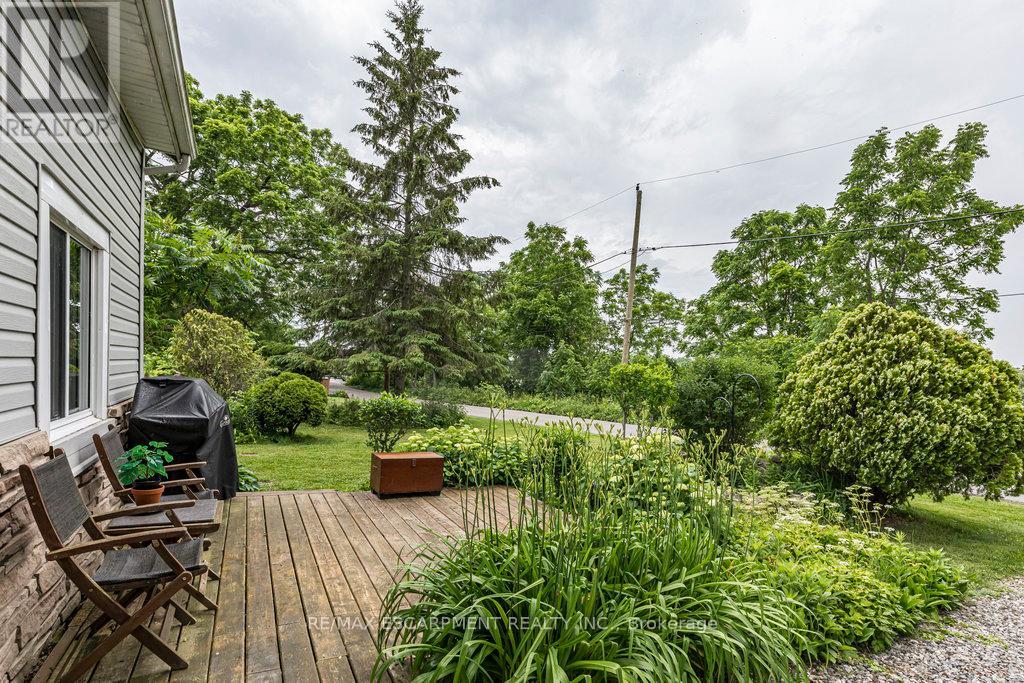 Photo 7 of 169 Forfar Street W, Haldimand ON