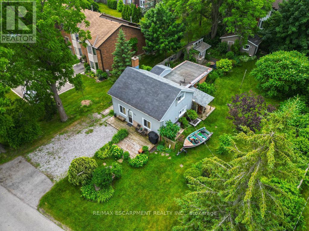 Photo 21 of 169 Forfar Street W, Haldimand ON