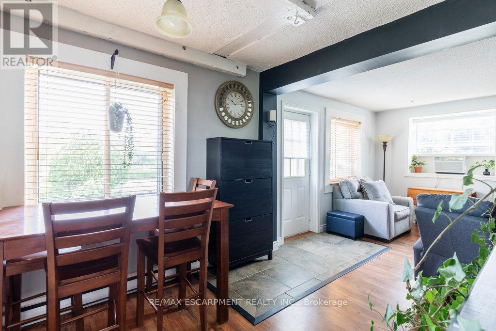 Photo 5 of 169 Forfar Street W, Haldimand ON