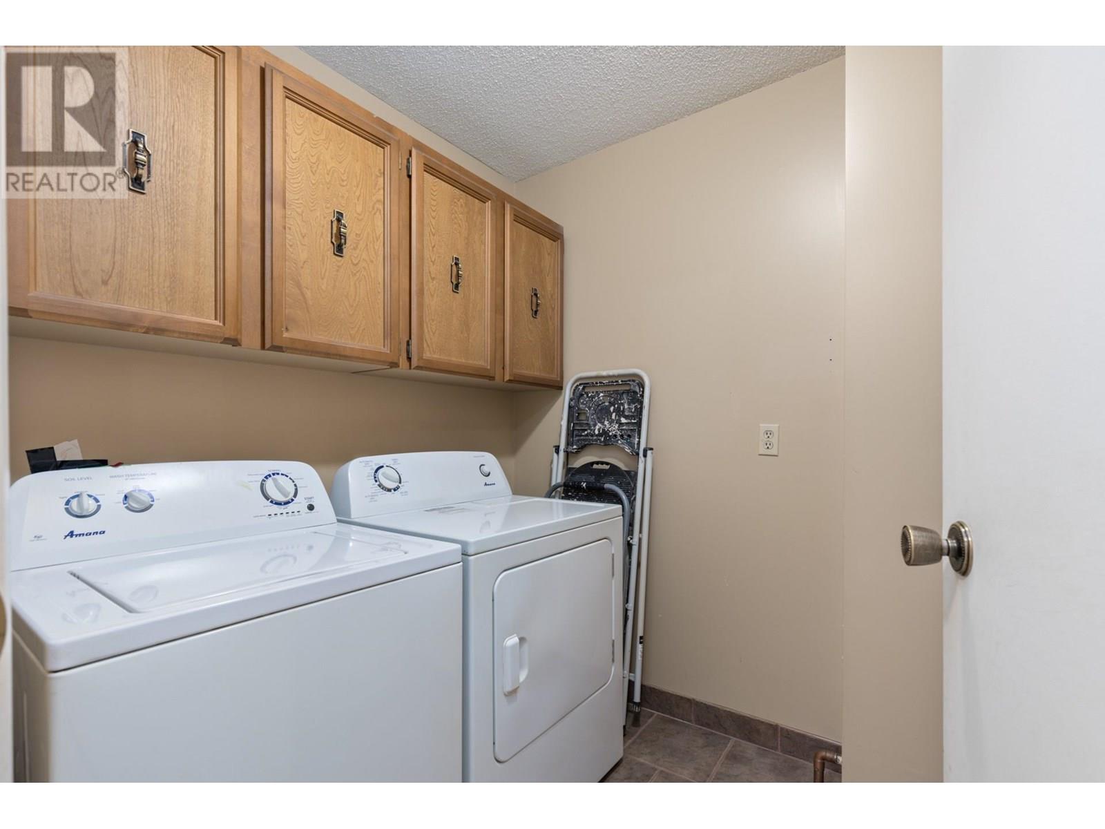 108 1035 Bernard Avenue, Kelowna