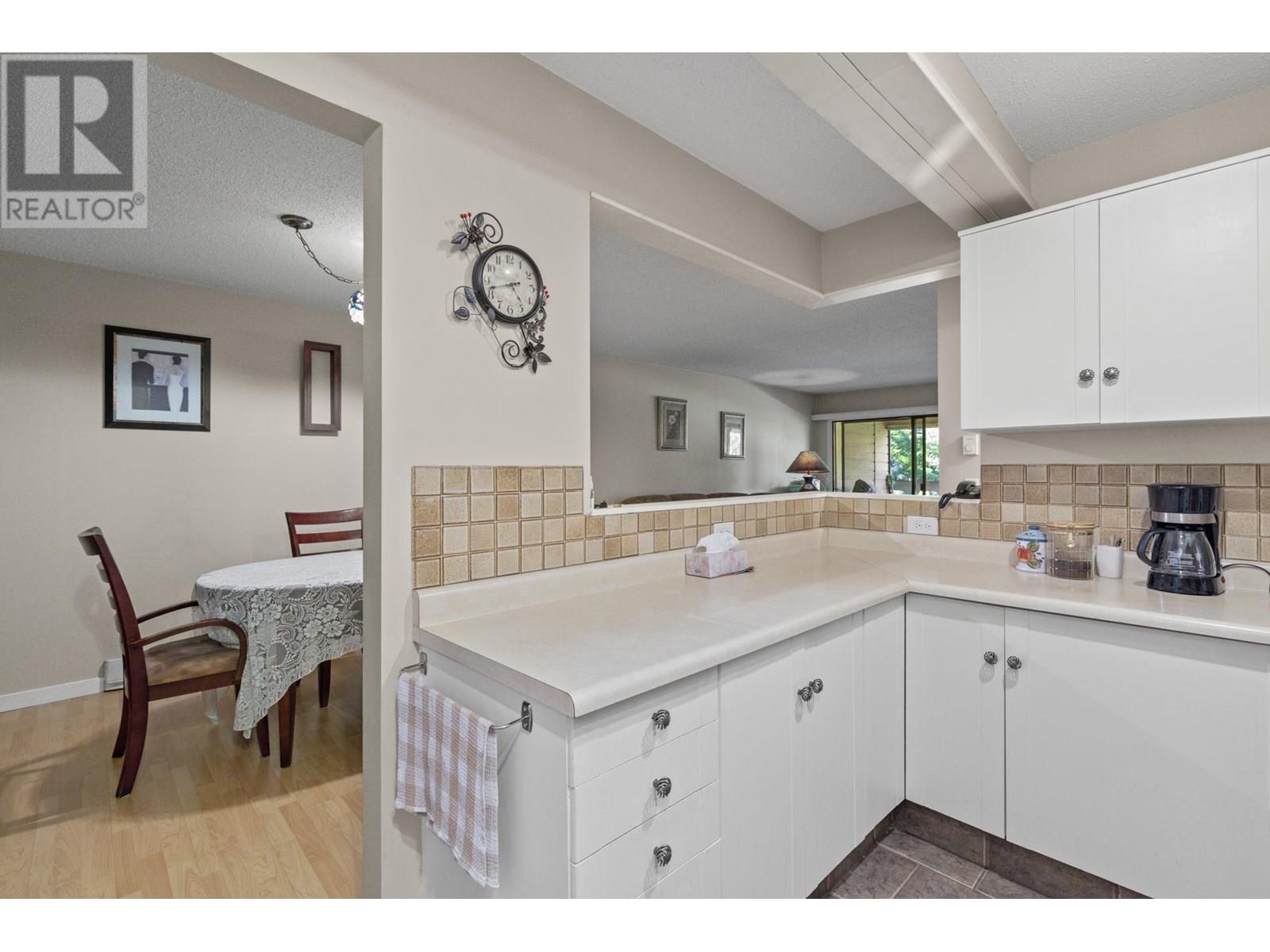 108 1035 Bernard Avenue, Kelowna