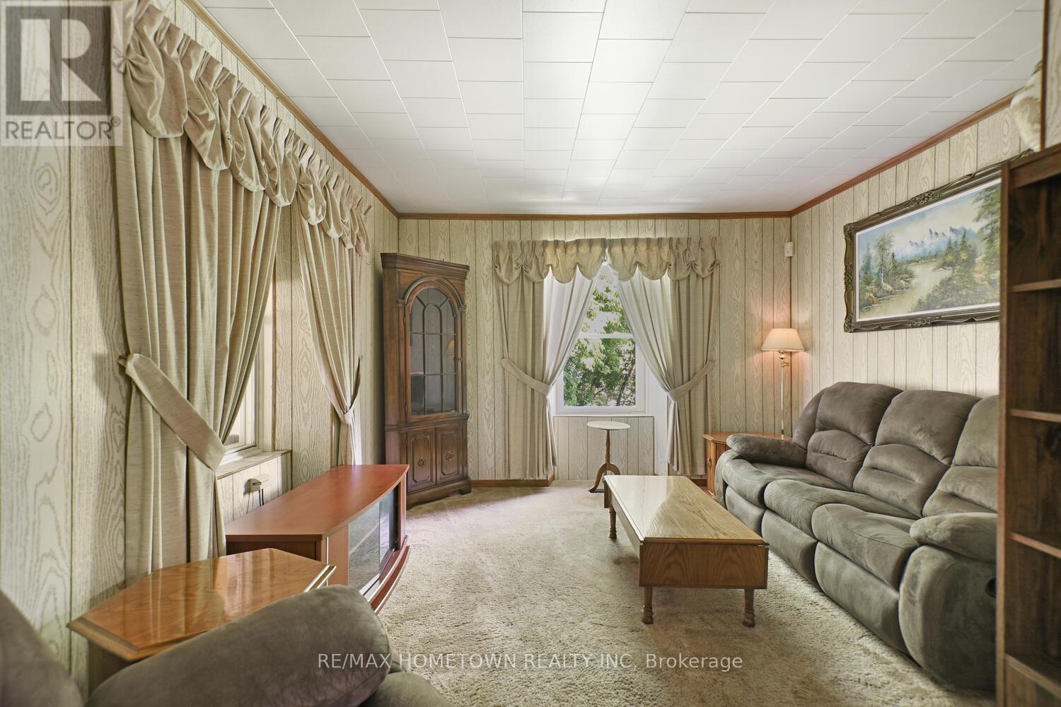 Photo 14 of 2171 Hallecks Road, Elizabethtownkitley ON