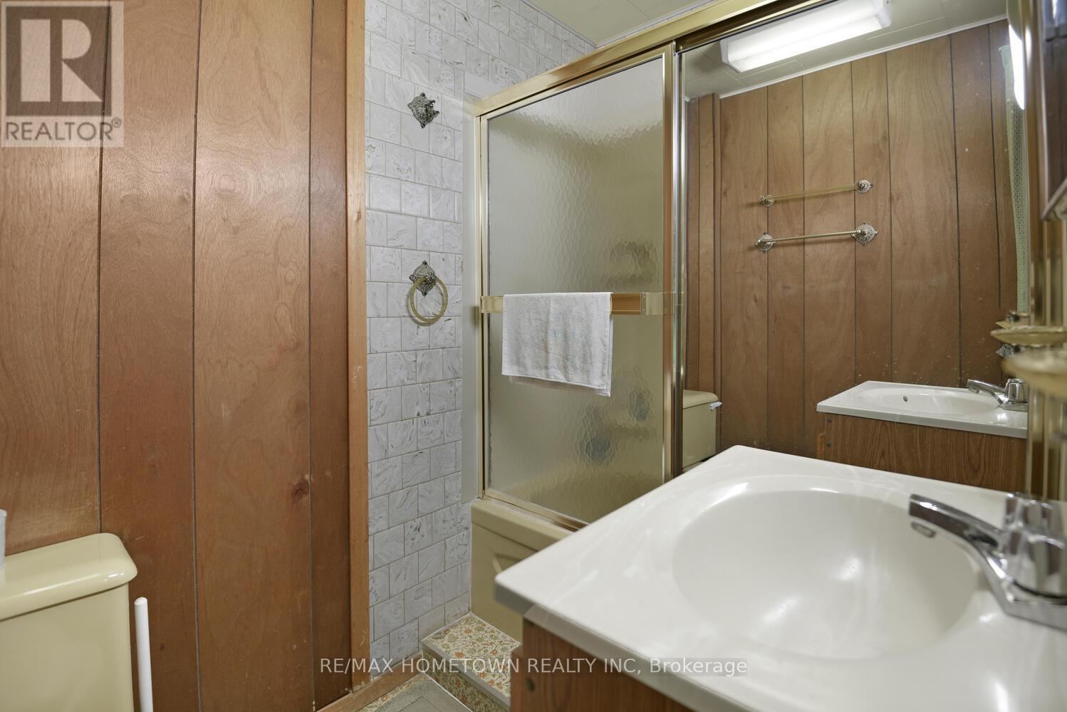 Photo 23 of 2171 Hallecks Road, Elizabethtownkitley ON