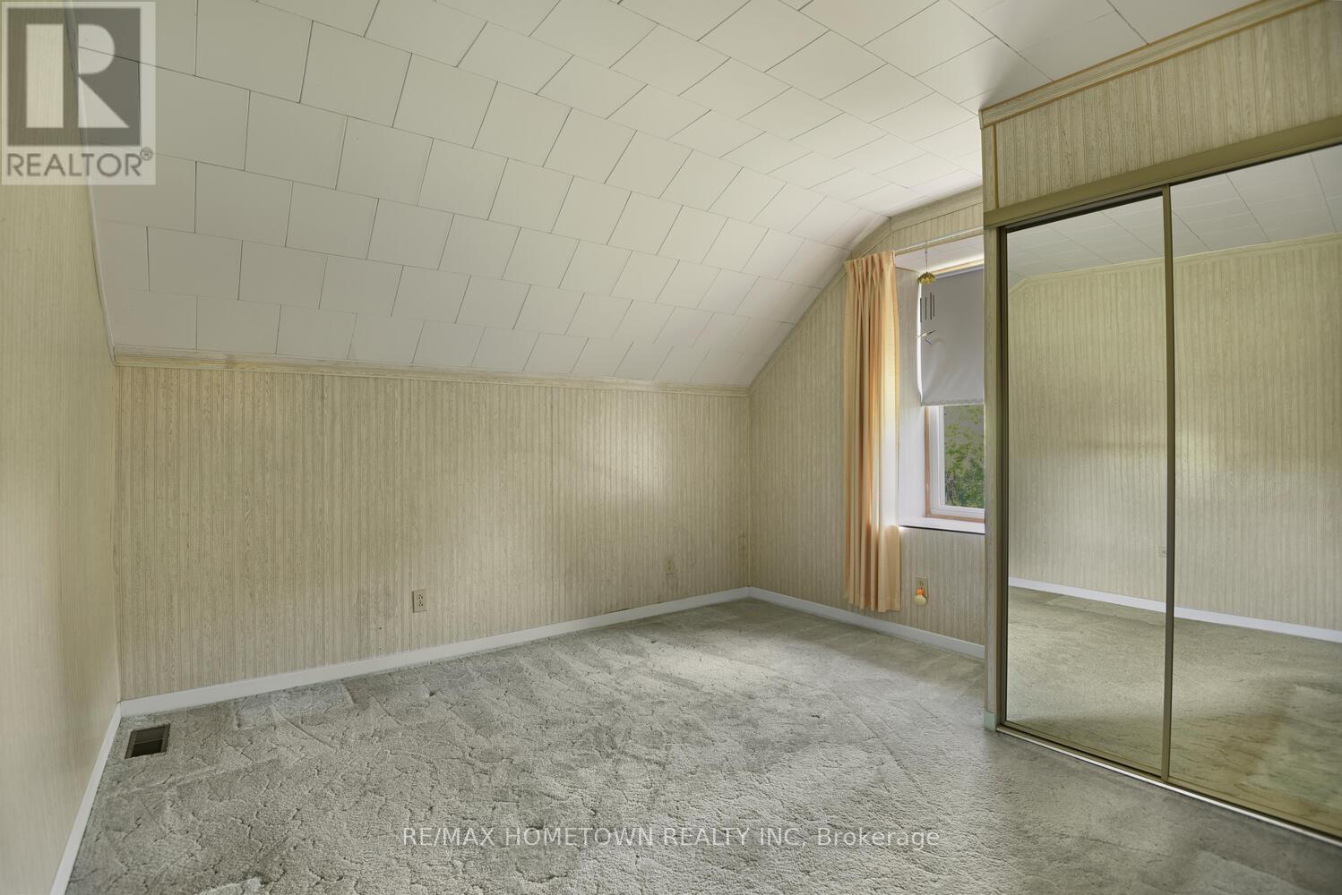 Photo 26 of 2171 Hallecks Road, Elizabethtownkitley ON
