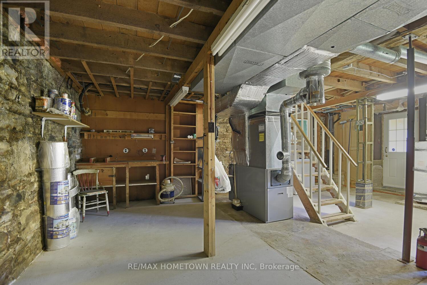 Photo 29 of 2171 Hallecks Road, Elizabethtownkitley ON
