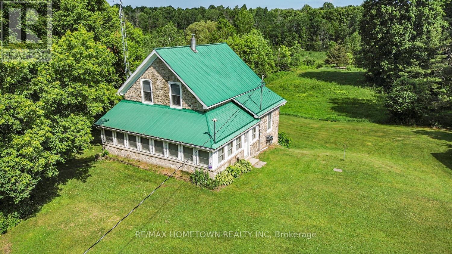 Photo 4 of 2171 Hallecks Road, Elizabethtownkitley ON