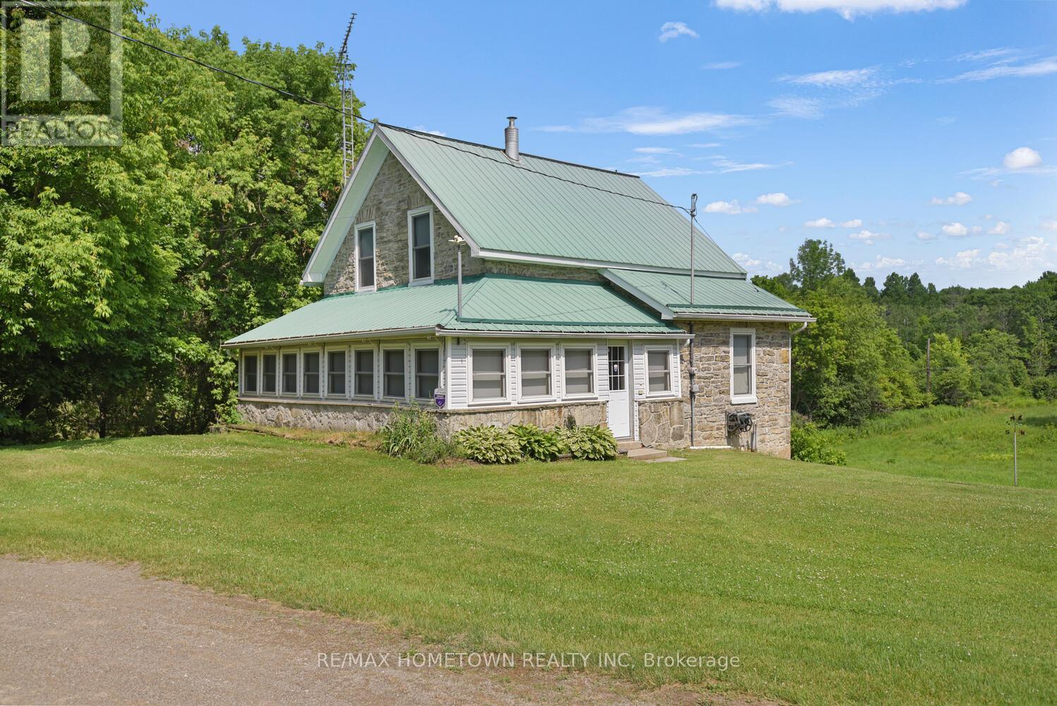 Photo 7 of 2171 Hallecks Road, Elizabethtownkitley ON