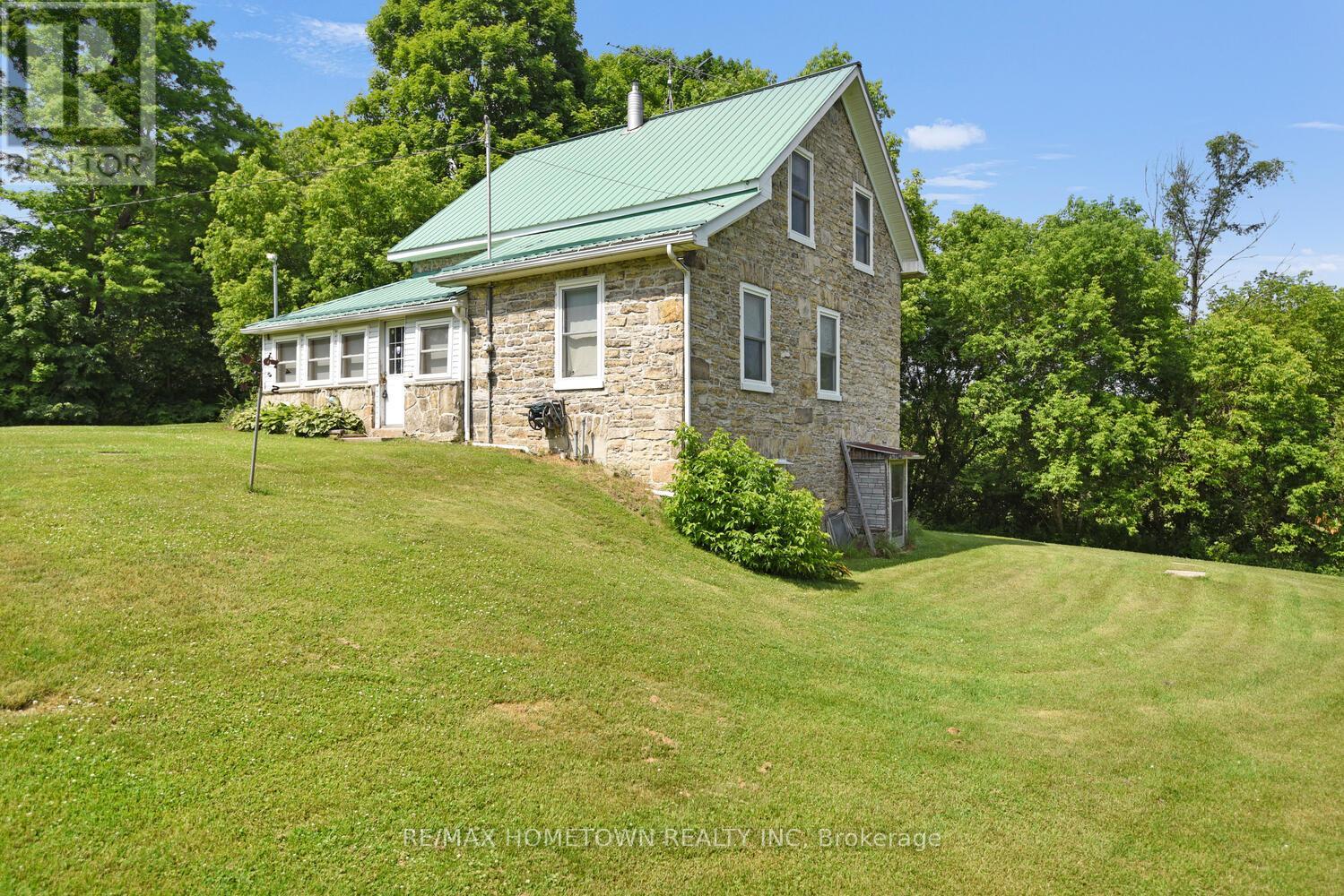 Photo 8 of 2171 Hallecks Road, Elizabethtownkitley ON