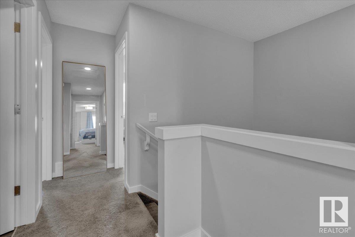 Photo 27 of 313 40 A Av Nw, Edmonton AB