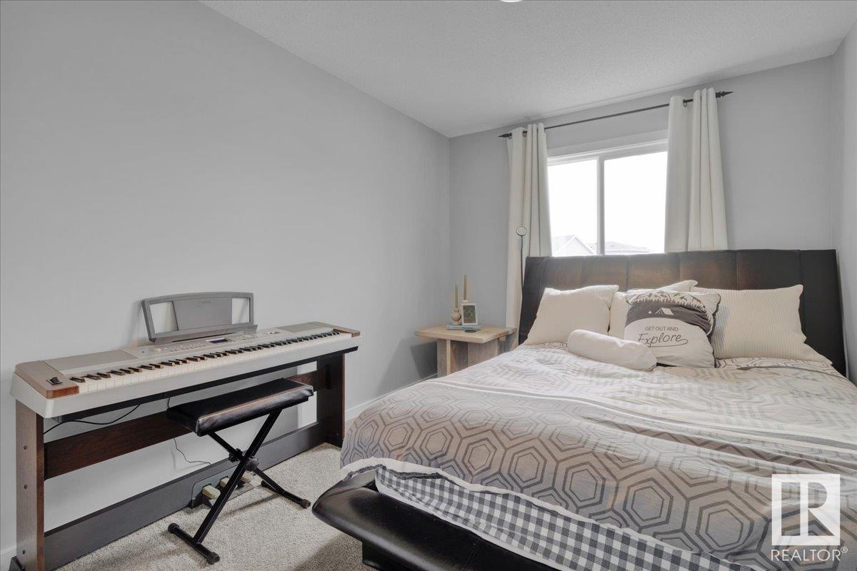 Photo 46 of 313 40 A Av Nw, Edmonton AB