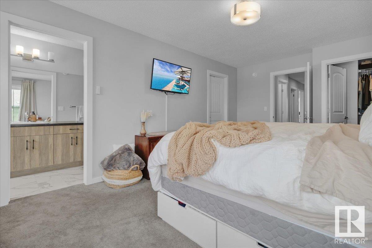Photo 4 of 313 40 A Av Nw, Edmonton AB