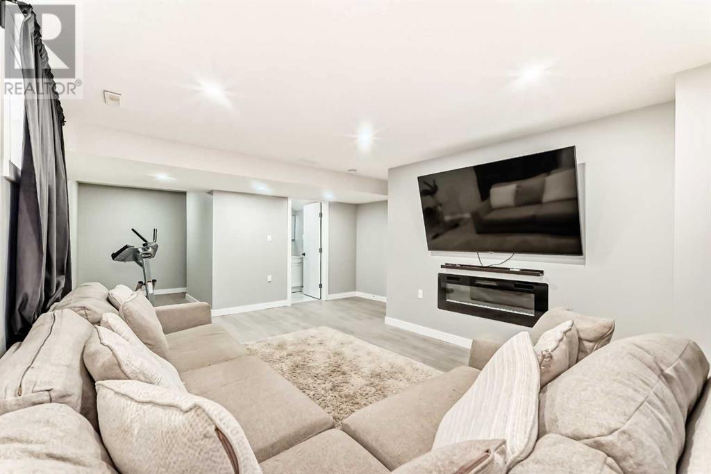 Single Family House for Sale in  Brightonstone Green SE New Brighton Calgary 