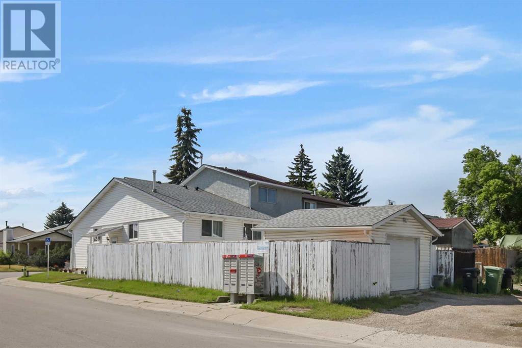 Single Family House Bungalow for Sale in  Pinemeadow Road NE Pineridge Calgary 