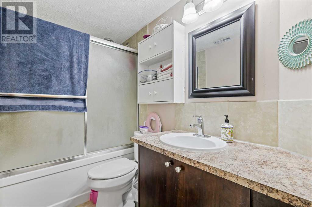 Single Family House Bungalow for Sale in  Pinemeadow Road NE Pineridge Calgary 
