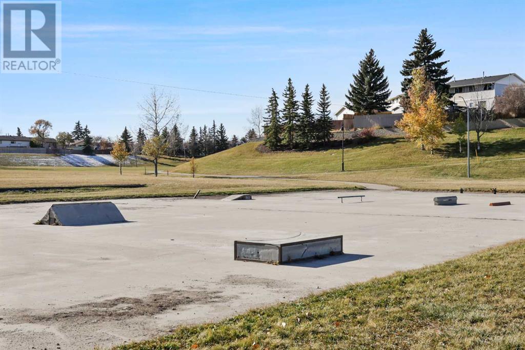 Single Family House Bungalow for Sale in  Pinemeadow Road NE Pineridge Calgary 