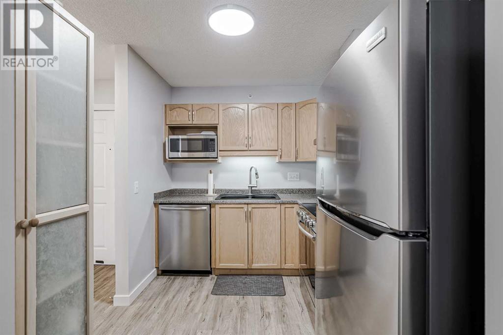 Single Family House for Sale in   Hawksbrow Point NW Hawkwood Calgary 