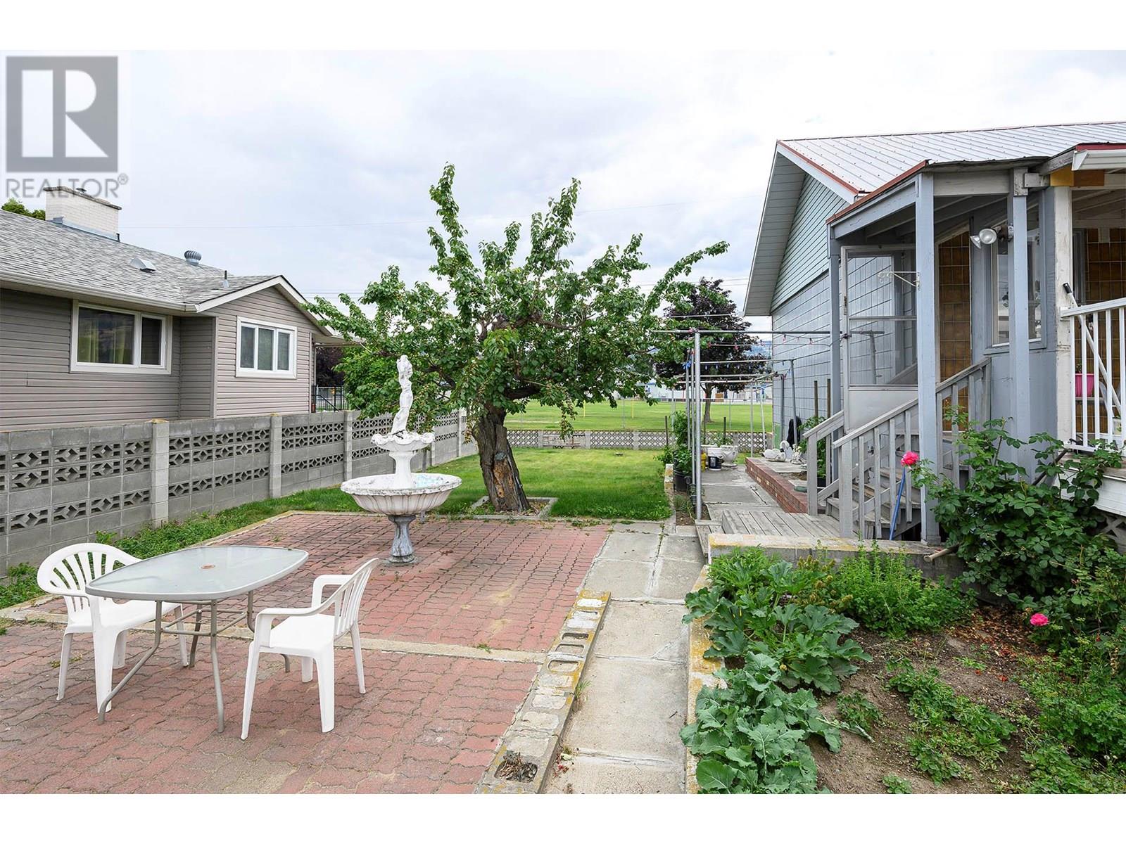 Photo 33 of 307 Holly Avenue, Kamloops BC