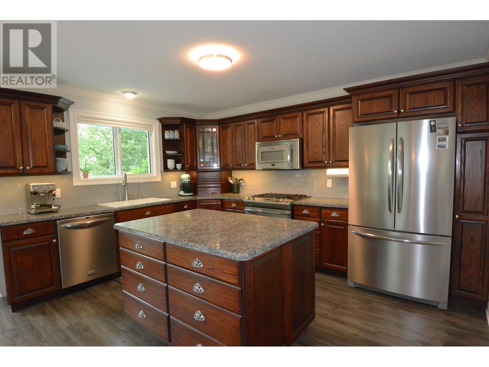 1615 ALDOUS STREET, Hazelton