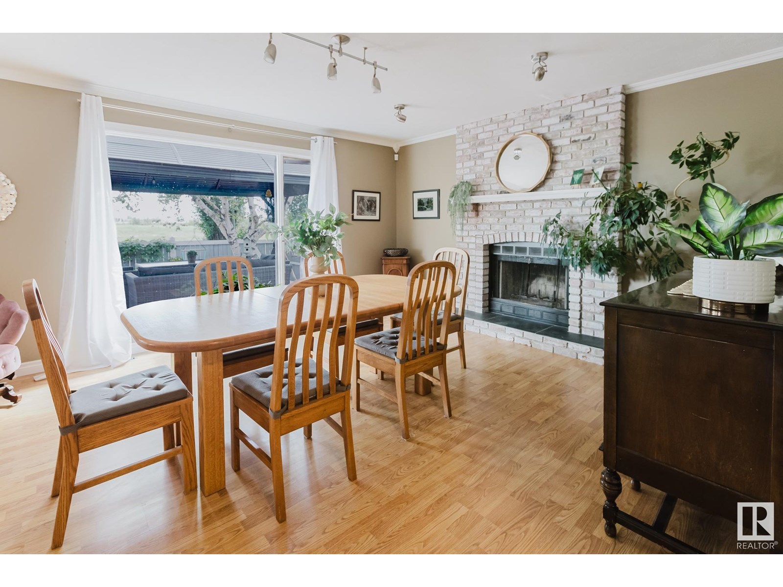 Photo 16 of 11315 8 Av Nw, Edmonton AB