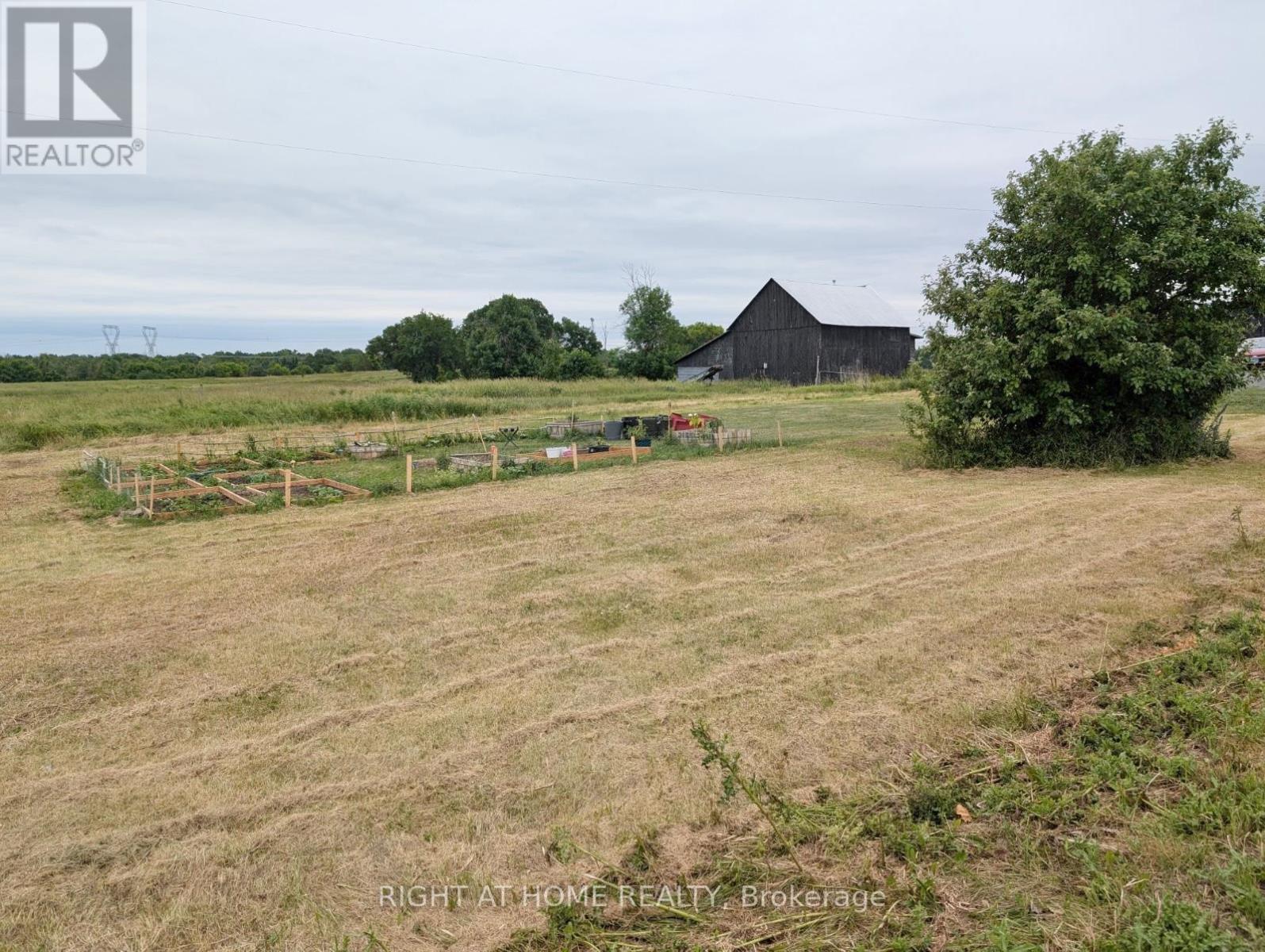 Photo 10 of 7232 Franktown Road, Ottawa ON