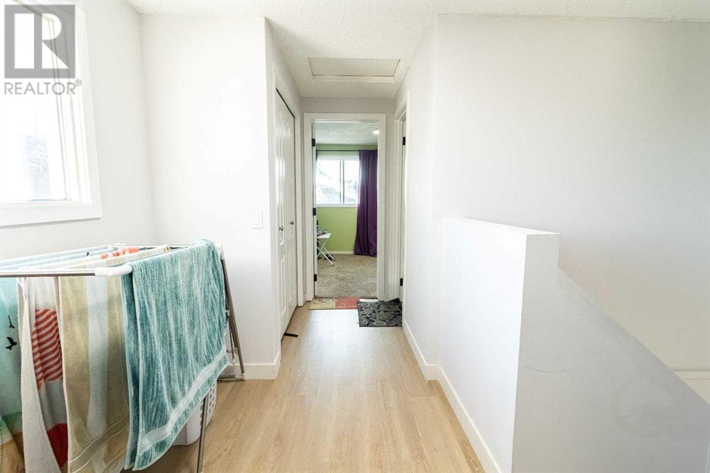 Photo 5 of 78 1155 Falconridge Drive Ne, Calgary AB