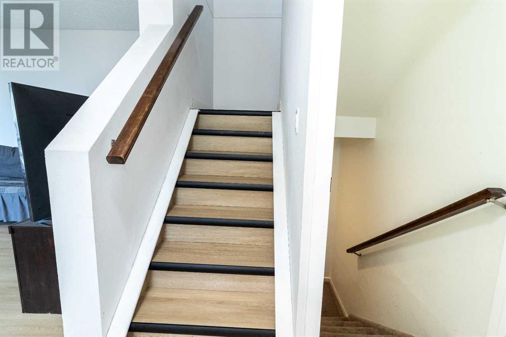 Photo 9 of 78 1155 Falconridge Drive Ne, Calgary AB