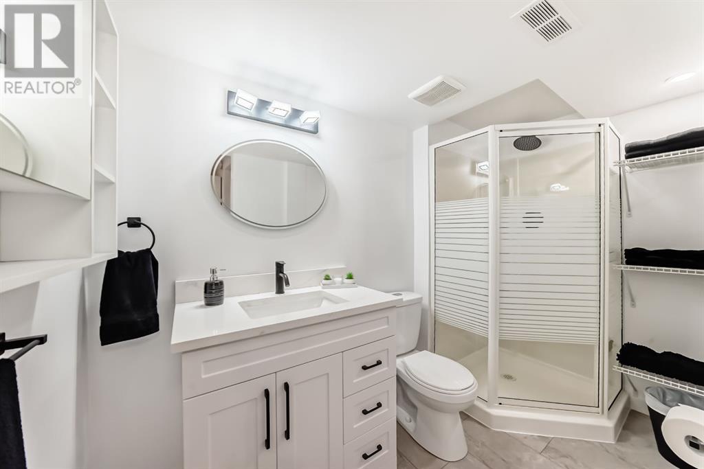 Single Family House Bungalow for Sale in  Penswood Place Penbrooke Meadows Calgary 