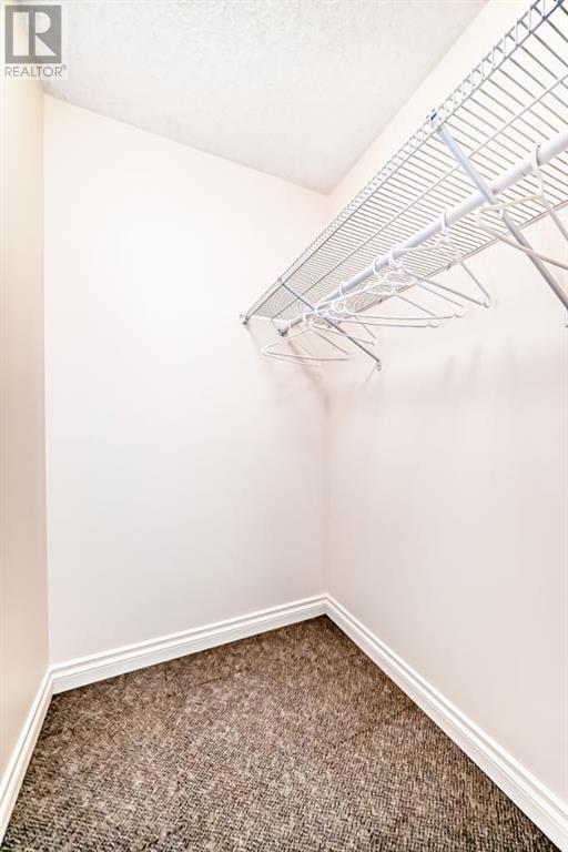Single Family House Bungalow for Sale in  Penswood Place Penbrooke Meadows Calgary 