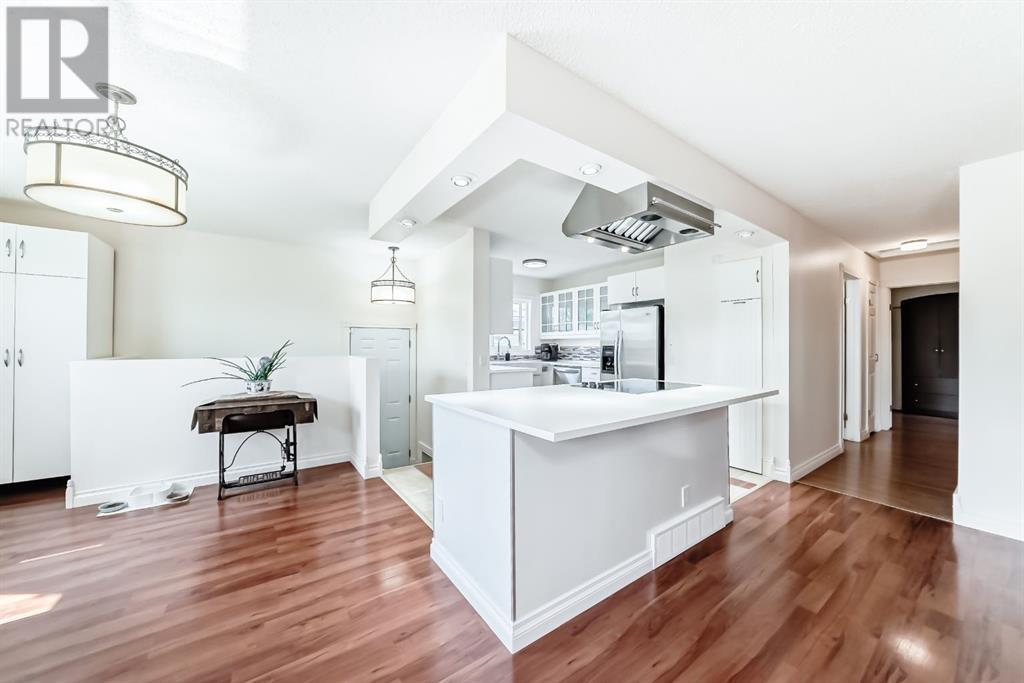 Single Family House Bungalow for Sale in  Penswood Place Penbrooke Meadows Calgary 