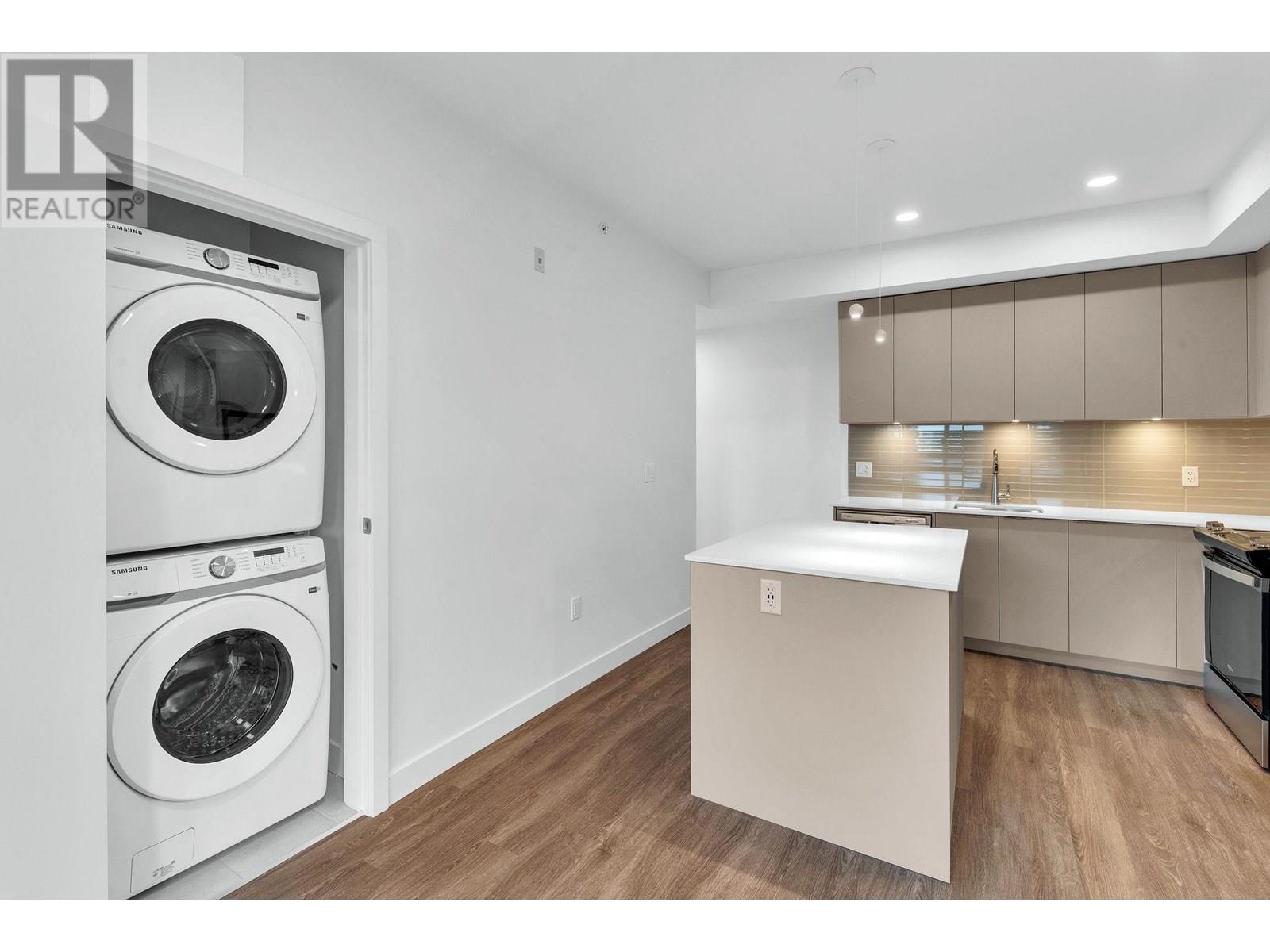 A205 2515 HACKETT CRESCENT, Other Islands