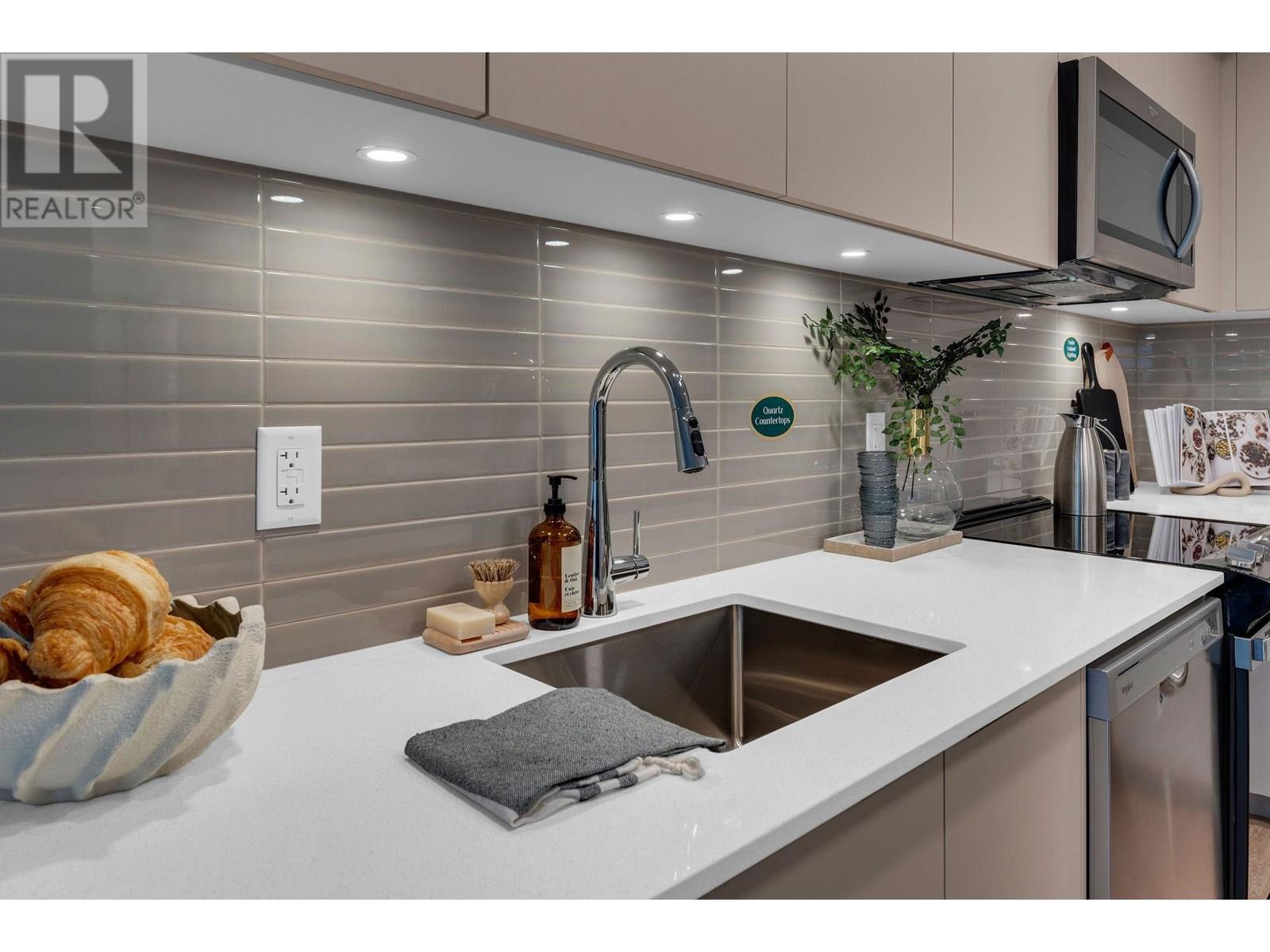 B222 2515 HACKETT CRESCENT, Other Islands