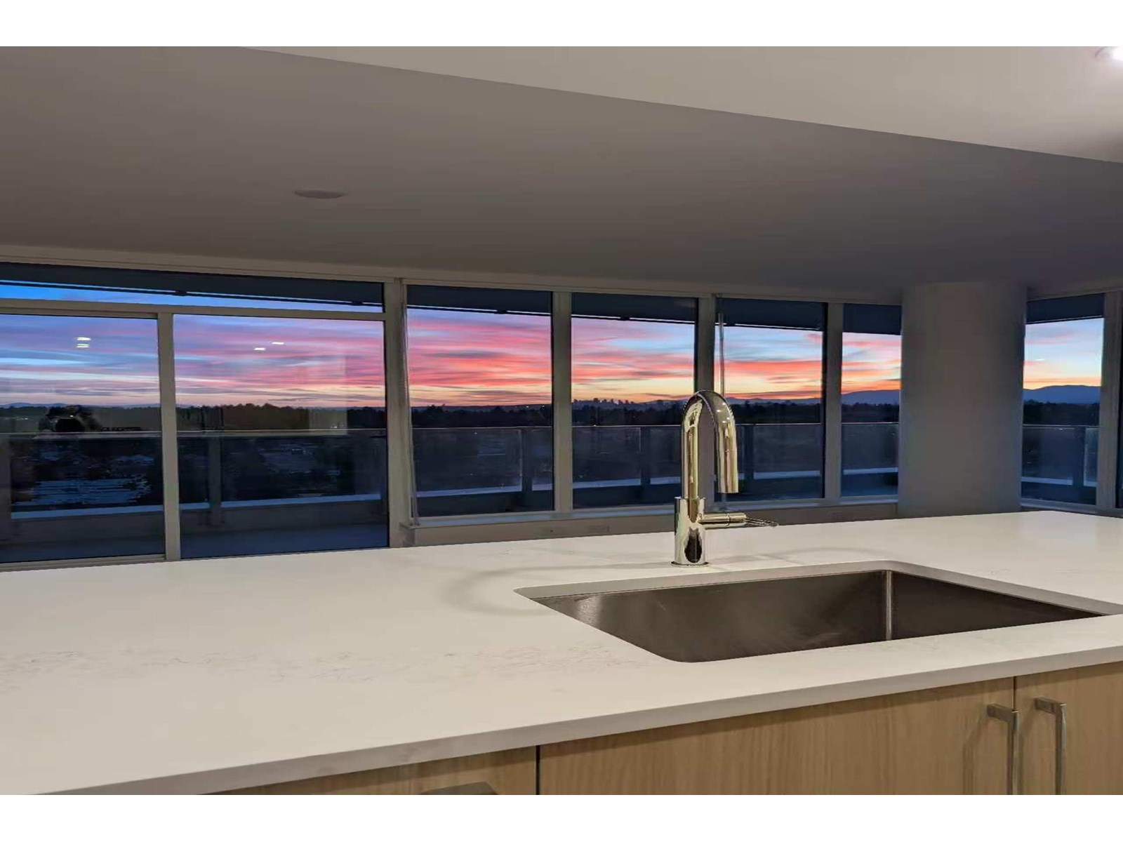 1904 9675 KING GEORGE BOULEVARD