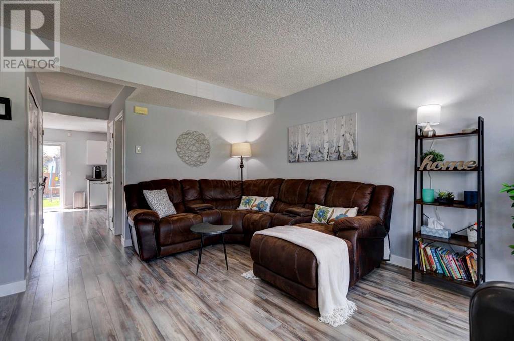 Single Family House for Sale in  Mt Aberdeen Close SE McKenzie Lake Calgary 