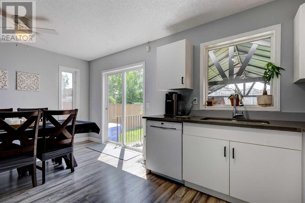 Single Family House for Sale in  Mt Aberdeen Close SE McKenzie Lake Calgary 