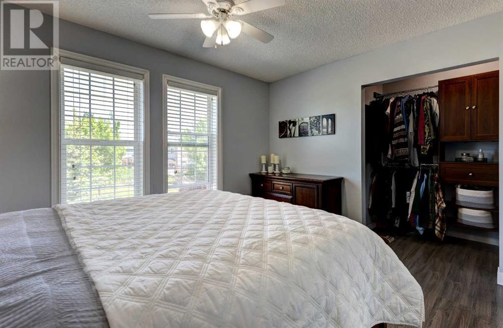 Single Family House for Sale in  Mt Aberdeen Close SE McKenzie Lake Calgary 