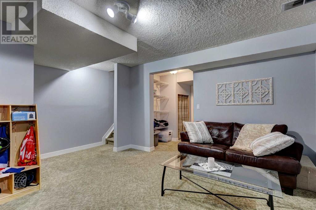 Single Family House for Sale in  Mt Aberdeen Close SE McKenzie Lake Calgary 