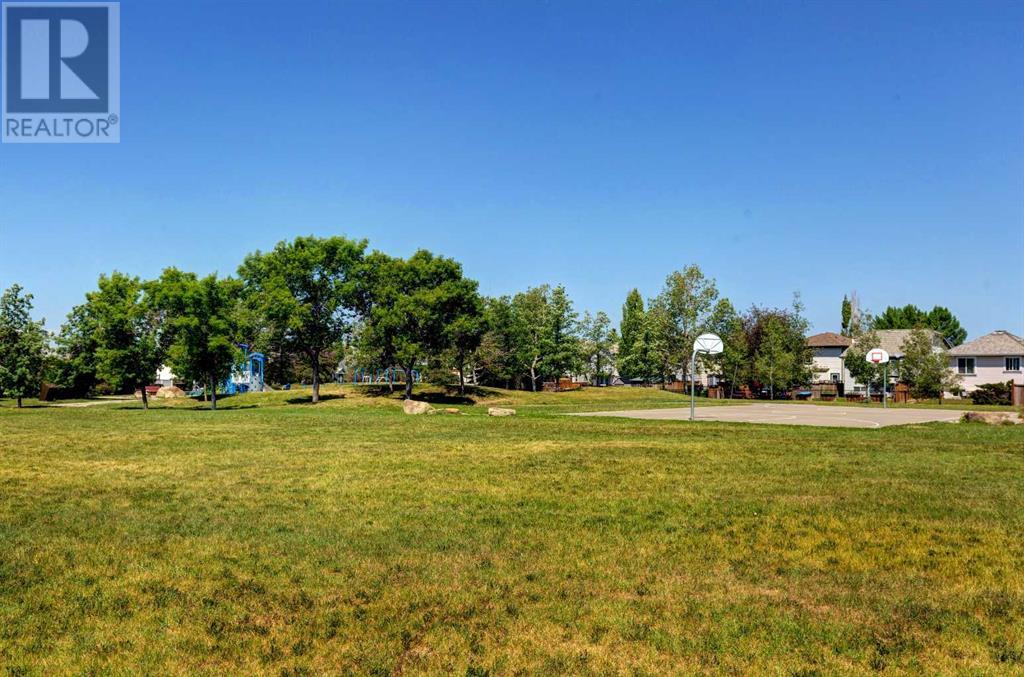 Single Family House for Sale in  Mt Aberdeen Close SE McKenzie Lake Calgary 