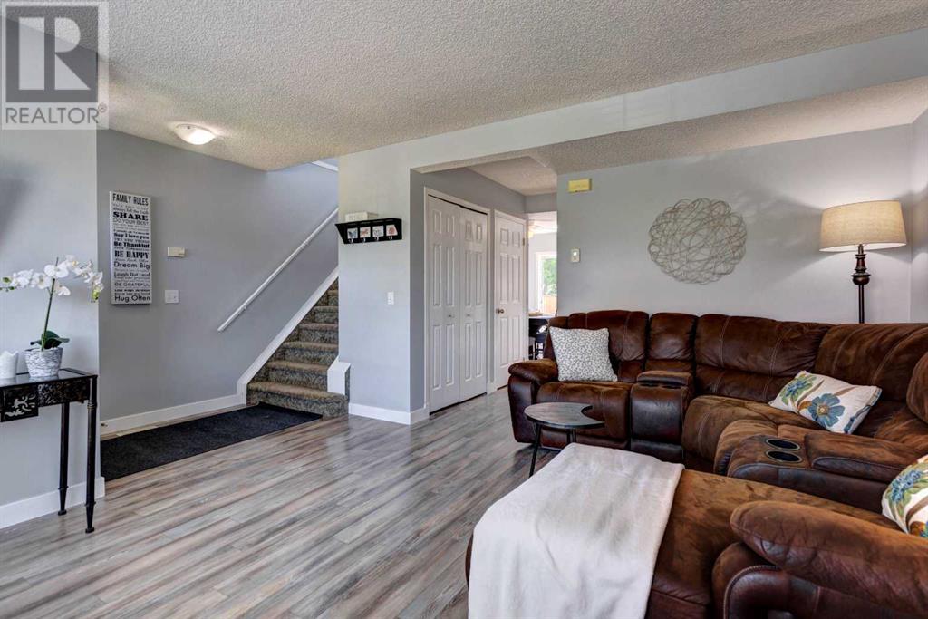 Single Family House for Sale in  Mt Aberdeen Close SE McKenzie Lake Calgary 