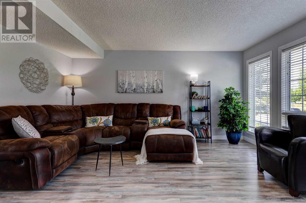 Single Family House for Sale in  Mt Aberdeen Close SE McKenzie Lake Calgary 