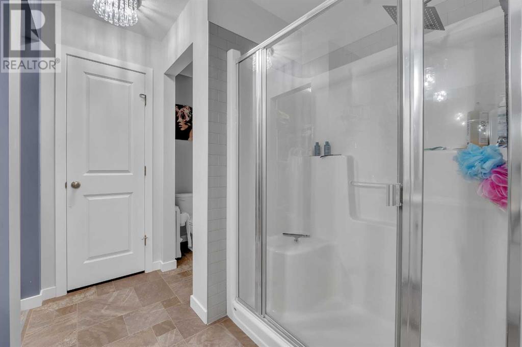 Photo 30 of 165 Kingsbury Close Se, Airdrie AB