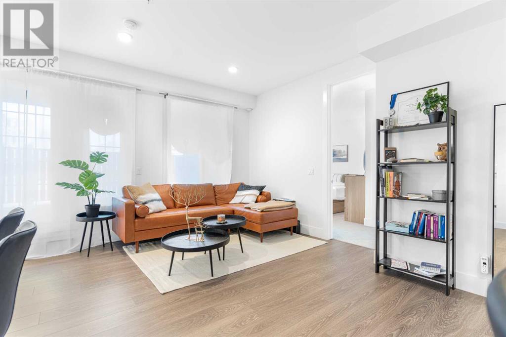 Single Family House for Sale in    Avenue NW Parkdale Calgary 