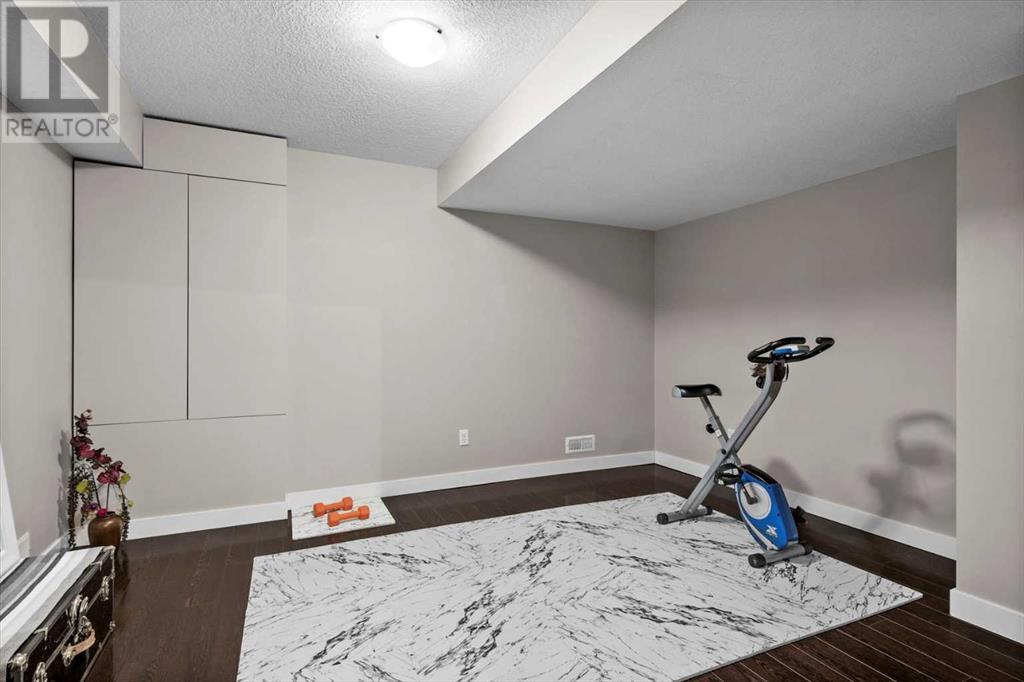 Single Family House for Sale in  Royal Oak Bay NW Royal Oak Calgary 