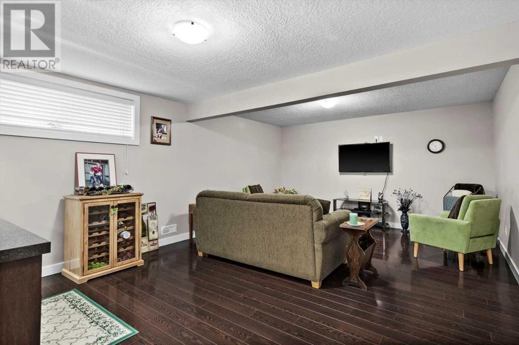 Single Family House for Sale in  Royal Oak Bay NW Royal Oak Calgary 