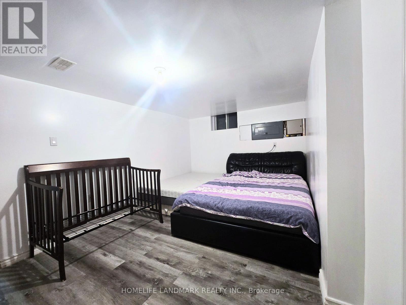 Single Family House for Sale in BSMT   WILLIAM BOWES BOULEVARD Vaughan (Patterson) 