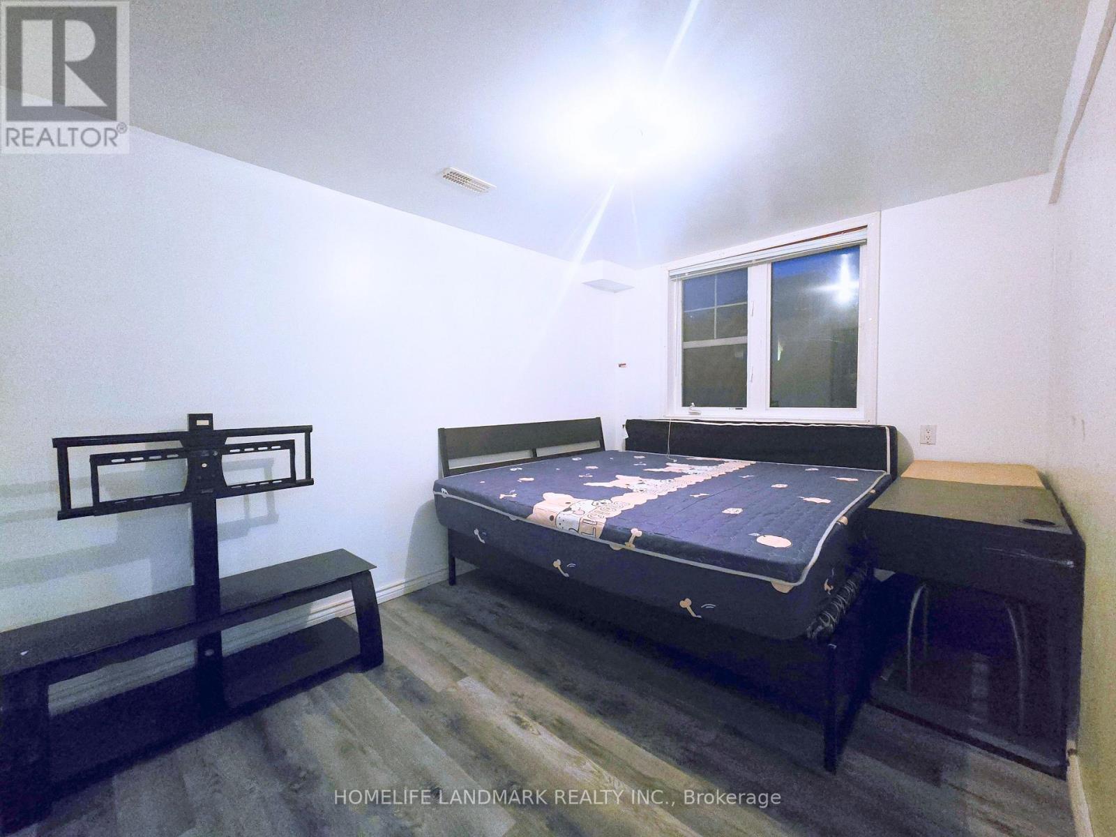 Single Family House for Sale in BSMT   WILLIAM BOWES BOULEVARD Vaughan (Patterson) 