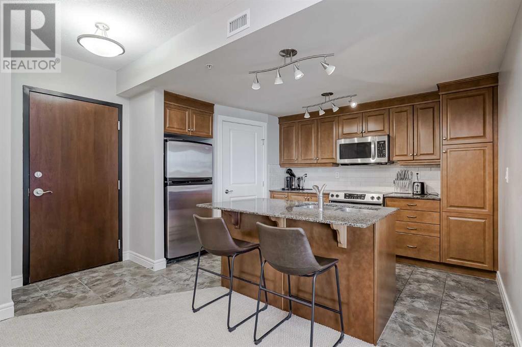 Single Family House for Sale in    Avenue SW Downtown Commercial Core Calgary 